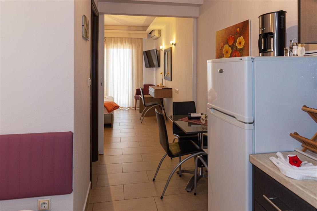 Studio Nikiti Beach Kültér fotó
