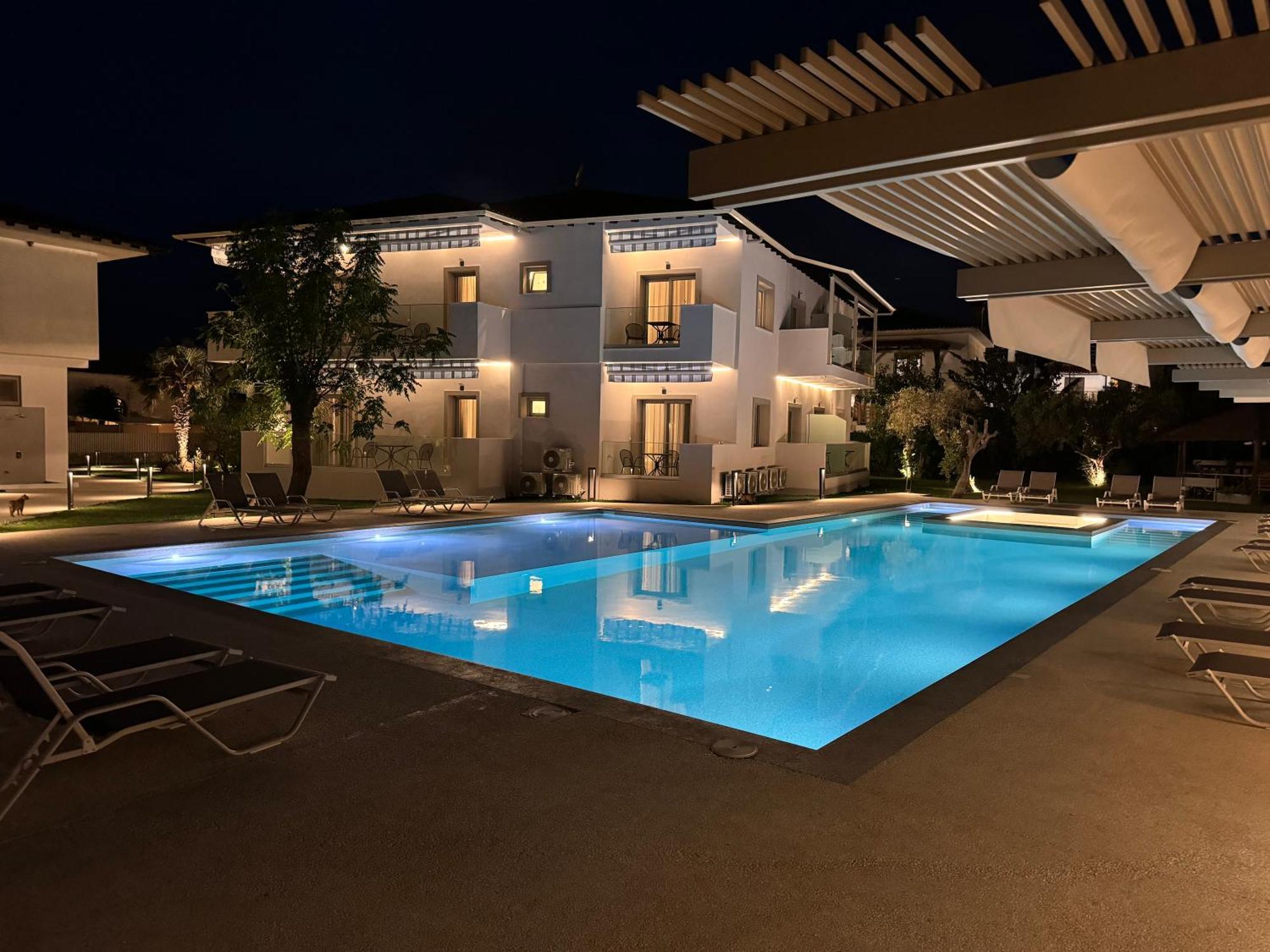 Studio Nikiti Beach Kültér fotó
